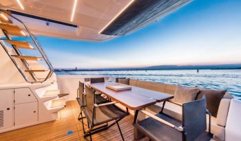 Ferretti 670 Fly pieno