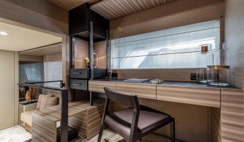 Ferretti 670 Fly pieno